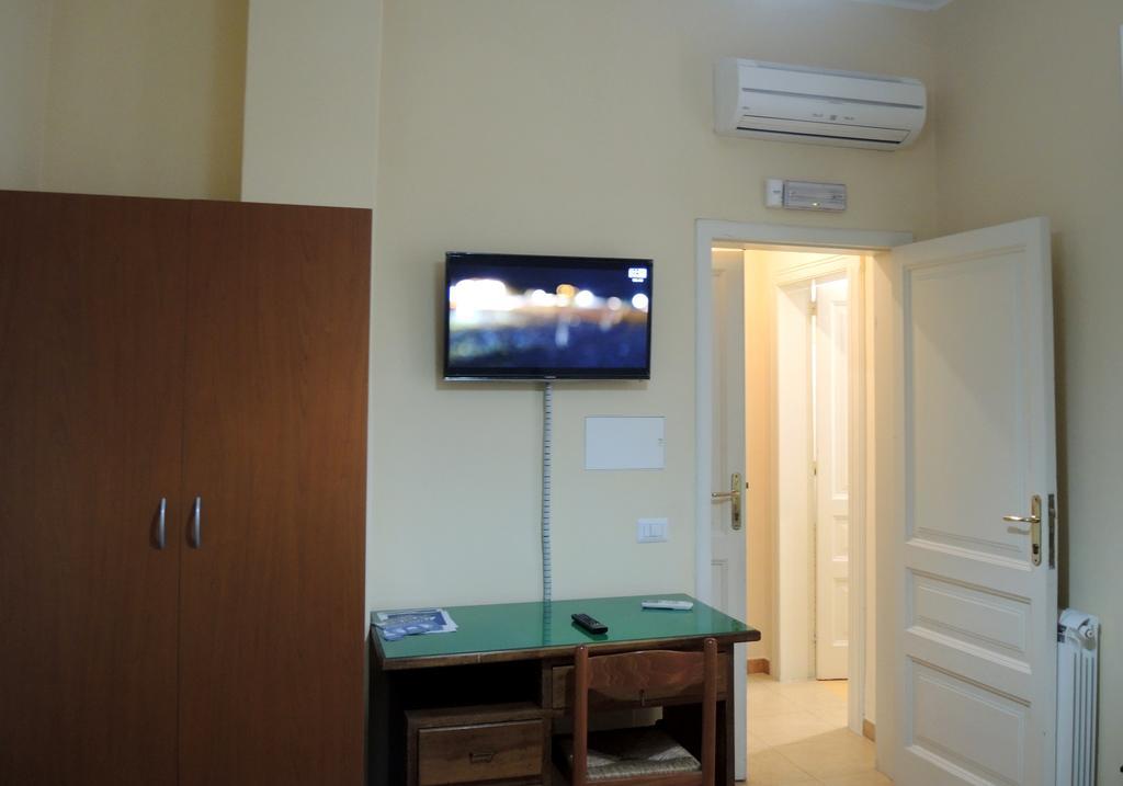 La Casa Di Ermelinda Bed & Breakfast Reggio Calabria Exterior photo