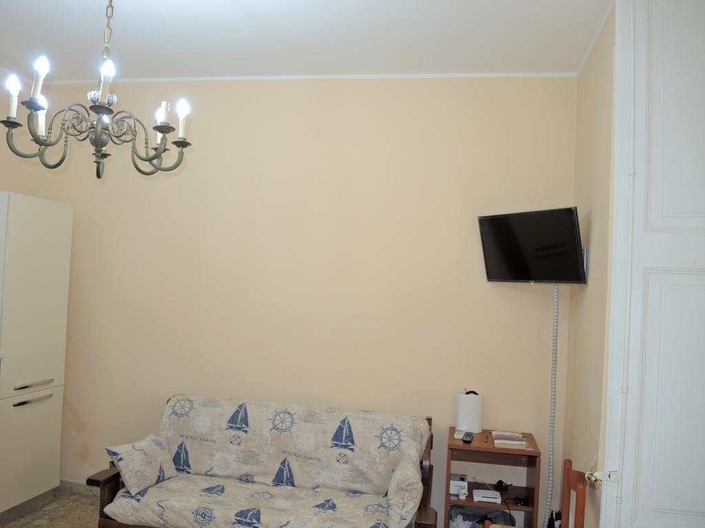 La Casa Di Ermelinda Bed & Breakfast Reggio Calabria Exterior photo