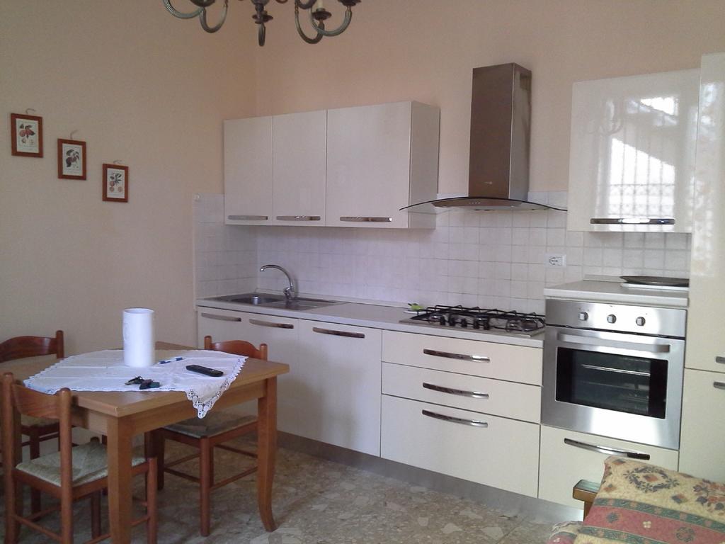 La Casa Di Ermelinda Bed & Breakfast Reggio Calabria Exterior photo